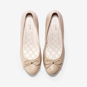 Cole Haan Bow Wedge Size 8